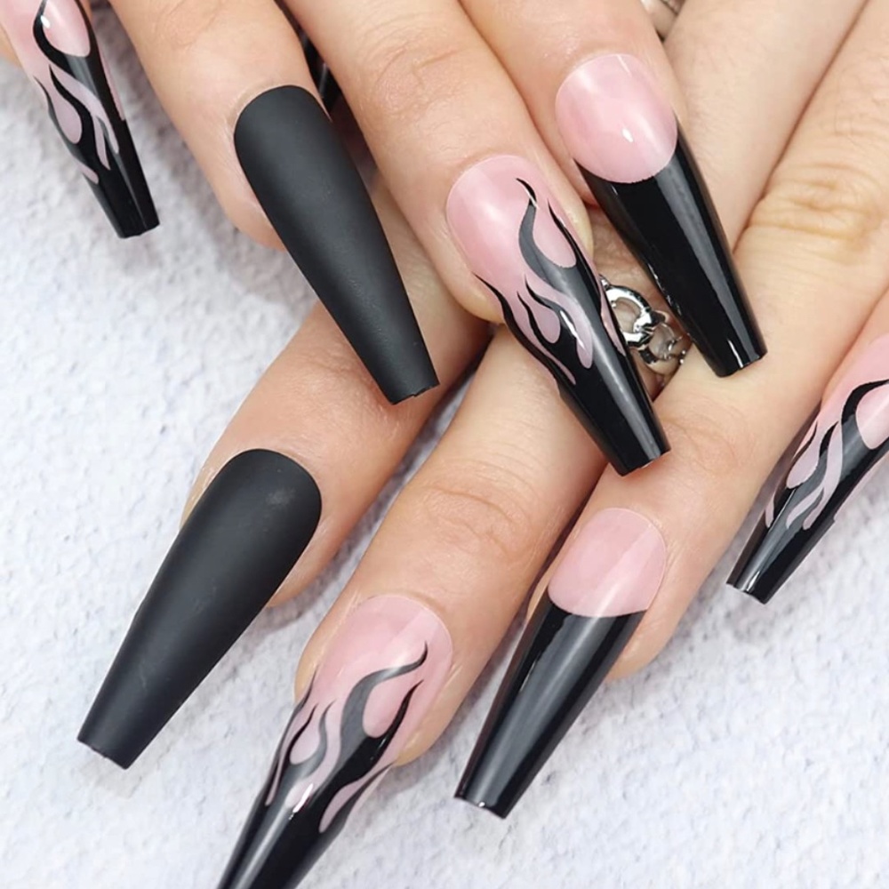 Nails - Picture 3 of 8